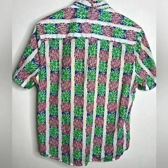 Chubbies The Nutter Aloha Button Up Shirt Size Small - Picture 7 of 7